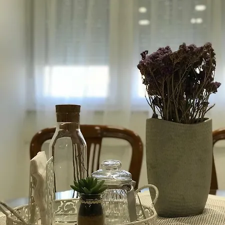 M&r Apartment *